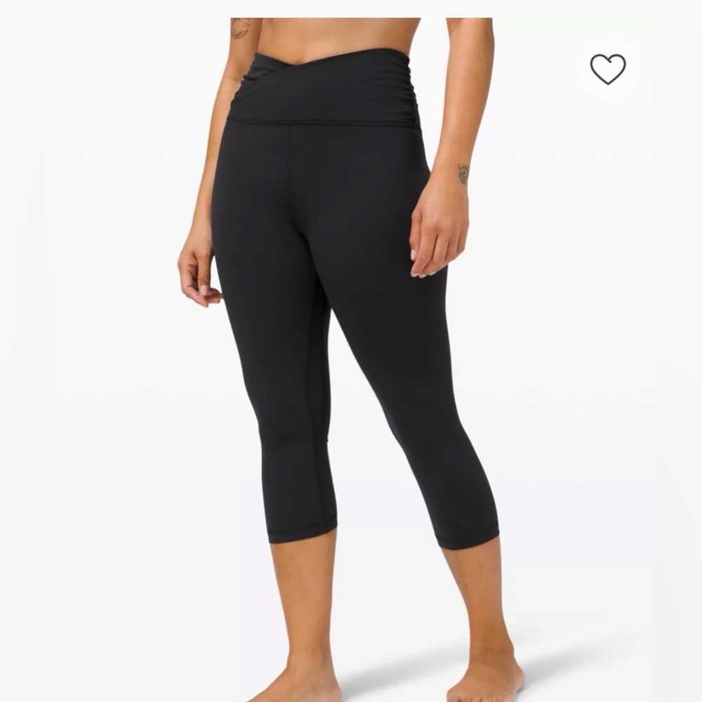 lululemon athletica Black High-Rise Cropped Leggings 21”